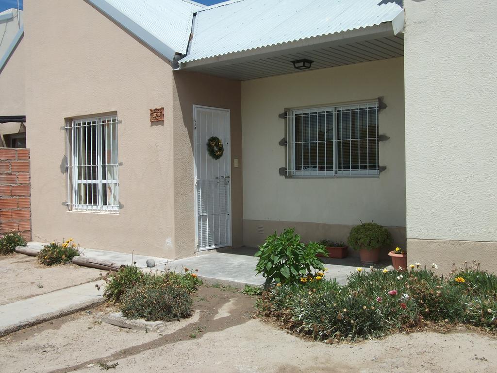 Habitacion Privada En La Casa De Thor Trelew Bagian luar foto